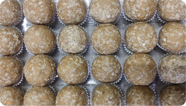 Honey & Oats Ladoo