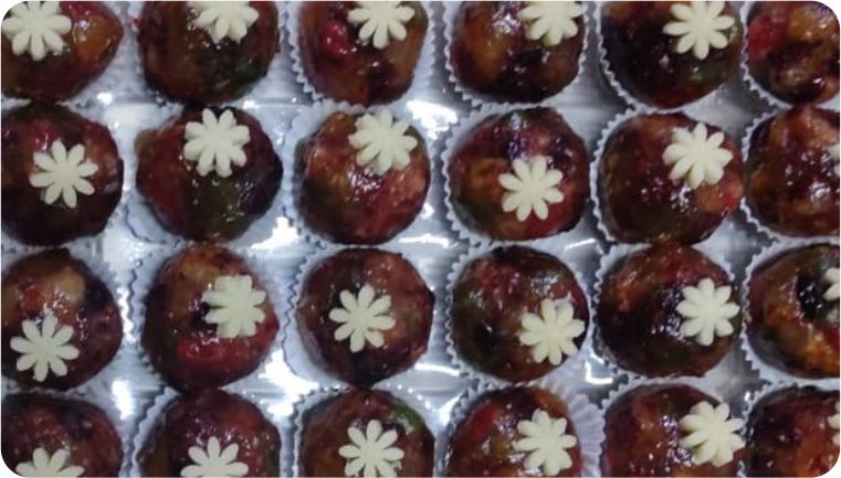 Mixcanberry Ladoo